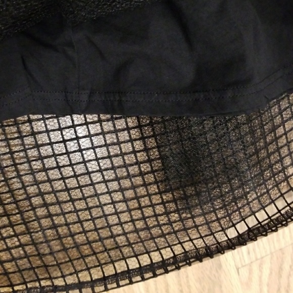 Forever 21 Grid Mesh Tulle skirt - Picture 6 of 8